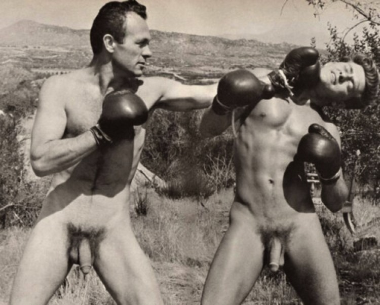 Naked boxing