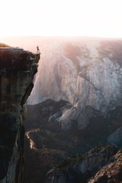 banshy:  Yosemite National Park by Daniel Young