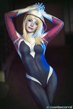 demond4n:  @rwbylover101 asked me what what I do as practice before I tackle fakes. Well, I do this. I make things that I’d love to see on the big screen. Emma Stone as Spider Gwen. Make it happen!   I’ve left the coaplayers tag here because credit