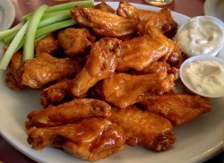 Who the fuck keeps posting ab chicken wings?? I hate you guys. I cant eat these anymore, i am allergic. These are my favorite