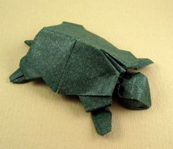 paperphiliac:  Origami Turtle Designed by Pat Crawford Folded by gailprentice