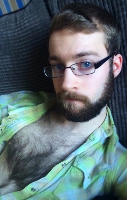 pizzaotter:  Chest fur Friday’s should be a thing.  Edit* - Furry Chest Friday’s are now a thing.  It gets my support!