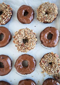 royal-food:  Chocolate Chocolate Donuts 