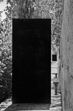 contemporary-art-blog:  Richard Serra, Walking is Measuring, 1999-2000 