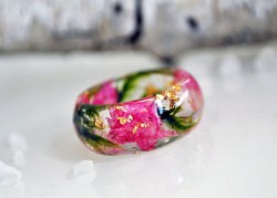 lesstalkmoreillustration:  Handcrafted Eco Resin Terrarium Rings By VyTvir On Etsy   *More Things &amp; Stuff    