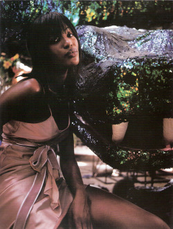 majiinboo:  Naomi Campbell - Vogue Brasil 2002  