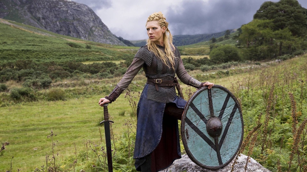 Sexy female vikings warriors retro fuck picture