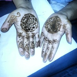 #henna #weddinghenna #fallweddings #nycweddings #nyclesbians #love #loveher