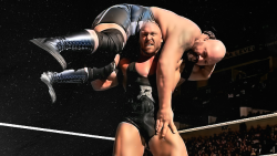 Big Show&rsquo;s hand is so close to touching Ryback&rsquo;s bulge!