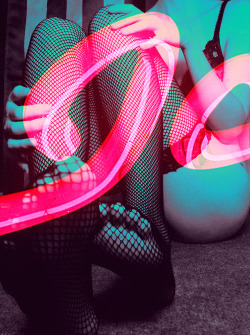 Thanks to http://wasteduniverse.tumblr.com/ for the submission! Follow http://onrepeattttt.tumblr.com/tagged/neon for regular doses of neon girls and we’re also in Instagram! Make sure you follow us at @the_neon_girls Want a neon image of yourself?