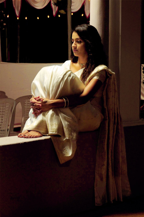 Trisha krishnan saree joker sex picture
