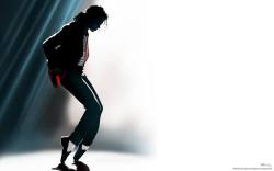 happy b day to prolly the greatest entertainer ever (yeah i said it :P) michael jackson. r.i.p. to the King