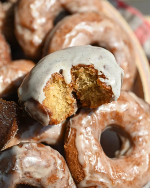 sweetoothgirl:  Apple Cider Donuts