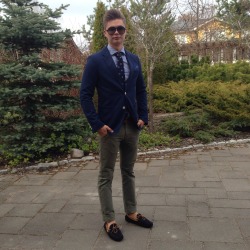 menstyle1:  Tommy Hilfiger shirt and tie. Zara blazer and shoes.  