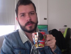 thatseroticman:  Do you want colombian coffee? (I love my mug) :D 