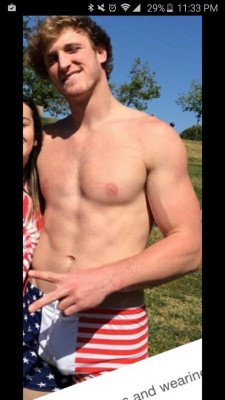 lifewithhunks:  hotfamousmen:  Logan Paul  Hunks, Porn , Amateurs, Swimmers, Spy, Muscle, Bulges, Lycra and Huge Cocks.  http://lifewithhunks.tumblr.com/  logan paul could get it any day
