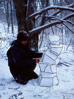 wall-to-wall-shezza:  searchingfortruths:  thedolab:  Do Andy Goldsworthy’s beautiful ice and snow sculptures give you chills?   So much respect for his work. Trying to recreate any of this is enough to make you mad.   That last one pissed me off