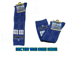 minecraftbeef:  MinecraftBeef:  Doctor Who Knee Socks Giveaway DETAILS Reblog this post for a chance to win 1 Pair of Doctor Who Knee High Socks (Size 4-10).Our official winner will be chosen on October 26th, 2013! If you don’t respond within