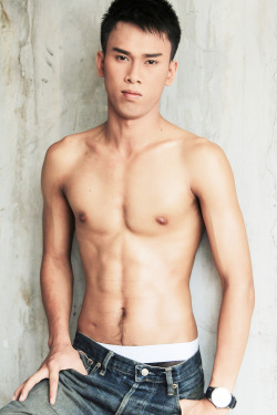 hot4asianmale:  See more at: Hot4AsianMale.tumblr.com 