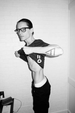 7starcottage:  Jared Leto- loses weight for ‘the Dallas buyers club’ (2014) 