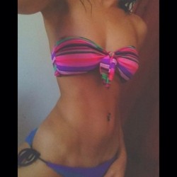 itsonlyabody:  So here’s @missdamaia in a cute bikini, with quite the hips.