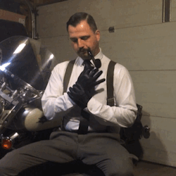 Leather gloves. Pipe. Suspenders. Damn.