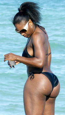 thebiggest1:  Serena williams is the thickest athlete ever  That Azz like Whoa!!!