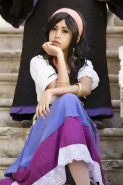 Esmeralda cosplay by Deadelmale 