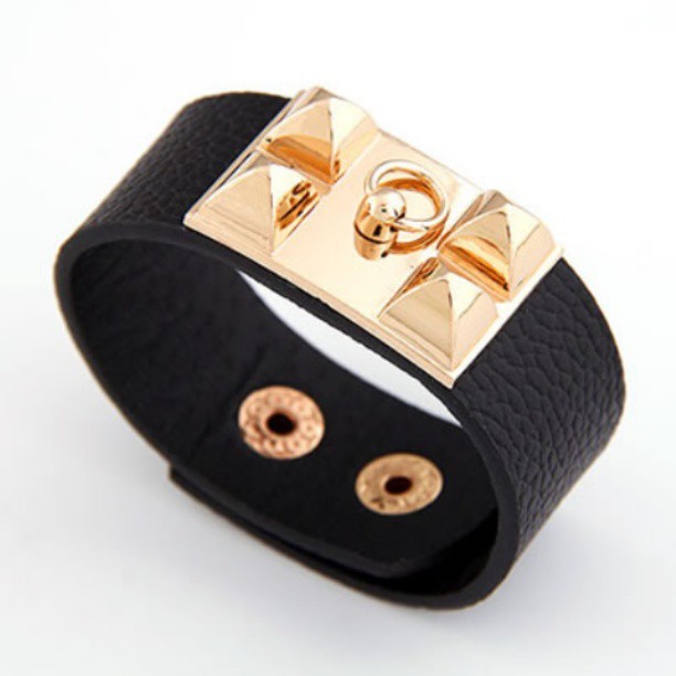 Leather bangle bracelet