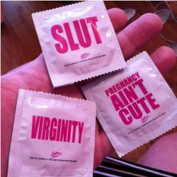 jeffreestar:  always be safe w/your Jeffree Star condoms 👶🍼 #safesex #16andpregnant #jeffreestar #condoms