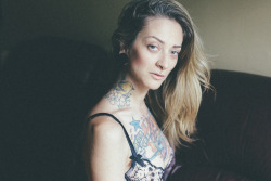 Theresa Manchester with no makeup. If you dig it, vote for it on @zivity ! https://www.zivity.com/models/Manchester/photosets/92