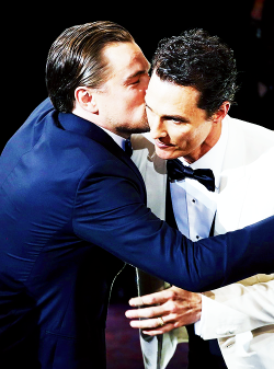 dicapriosleonardo:  Matthew McConaughey, best actor winner for his role in Dallas Buyers Club, is congratulated by best actor nominee Leonardo DiCaprio at the 86th Academy Awards. 
