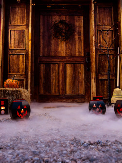 autumncozy:  Tricks for Halloween Treats 