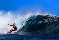 cbssurfer:  Coco Ho… feelin it  Photo Miah Klein 