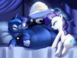 Commission done for the mod of asksquishyluna of Rarity feeding Luna cake..