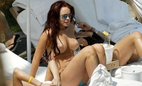Lindsay lohan bikini bent over