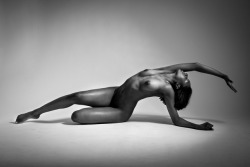 michaeljonphoto:Camber Model: @faerywine  #fineart #nude #fineartnude #blackandwhite #bnw #bnwphotography #nudeart #bodyart #flmodel #flphotographer