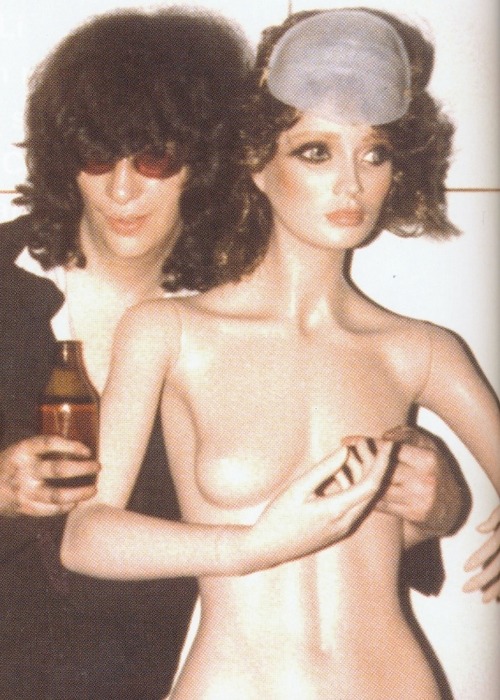 Tommy ramone long sex pictures