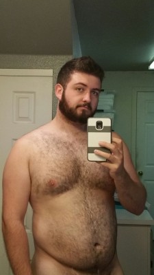 big-fat-sexy-bellies:  Tummy Tuesday! 