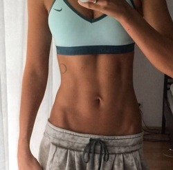 Side Abs Babe 109