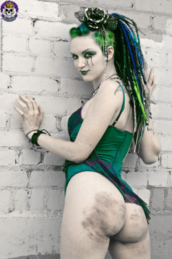 gothic-sluts:  Scar 13 with goth burner mohawk &amp; bruised ass from GothicSluts.com