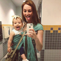clisneyprincess:  rakistangautistic:  beben-eleben:  Like Mother, Like Daughter  SO CUTE ♥  awwww. that’ll be so me when i become a mom in the future &lt;3 lmao 
