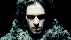 casaharington:  ‘Jon’s more a Stark than some lordlings from the Vale who have never so much as set eyes on Winterfell.’Robb Stark