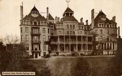 congenitaldisease:  The Crescent Hotel, located in Eureka Springs, Arkansas, has a reputation of being one of the most haunted buildings in all of the United States, even offering guests a ghost tour. Originally built as a resort for the elite in 1886,