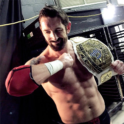 :  @wwe: @wadebarrett and the #BullHammer successfully retain the #ICTitle on #Smackdown! 