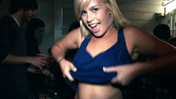 thebestporn-gif:  https://thebestporn-gif.tumblr.com/ is the to go place for the best porn GIF’s  awesome boobie flash at a frat party