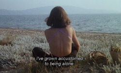 a-femmefatalist: blejz:  L'une chante, l'autre pas by AgnÃ¨s Varda (1977) Happy birthday to AgnÃ¨s Varda (born May 30, 1928)  a kind soul that was born on my birthday as well  