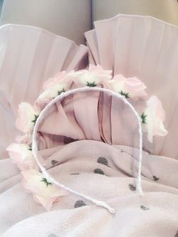 sweetsweetpleasure:   *:･ﾟ✧Baby Pink Floral Headband*:･ﾟ✧   