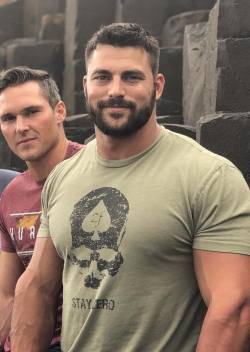so-subordinate:  flexerman:  musclebud69:  bromancingbros:     Pumping a load deep in your lifting bro   Men enjoying being men.   Maintain the arch, even when he pauses between strokes to kiss and nuzzle that spot between your shoulder blades.Especially