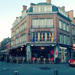 My fave 😋 #namur #Belgium #leroyal #brasserie #bestfoiegras #dinner #saturdaynight #summernights #downtown #drinks #city #pretty #2ndhome #leighbeetravel